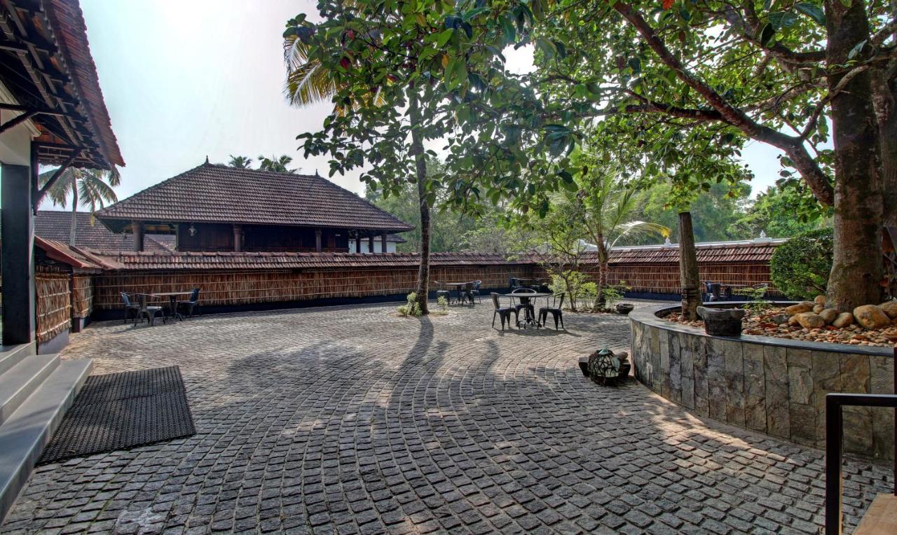 Treebo Tryst Travancore Palace Cherthala Alappuzha Екстер'єр фото
